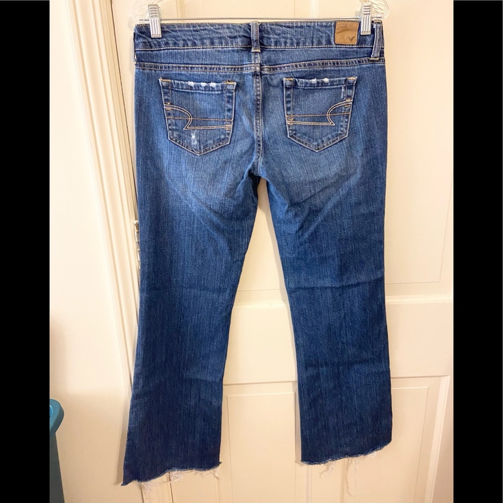 🌸 American Eagle favorite boyfriend flare raw hem